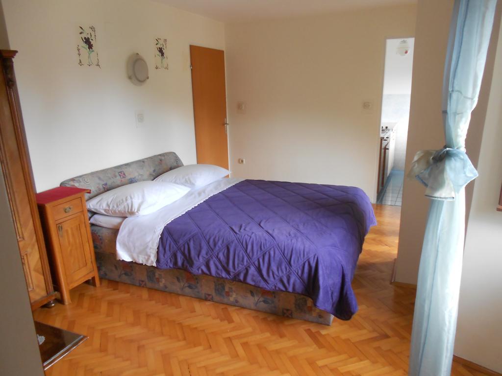 Guesthouse Kuca Na Sterne Ловран Номер фото