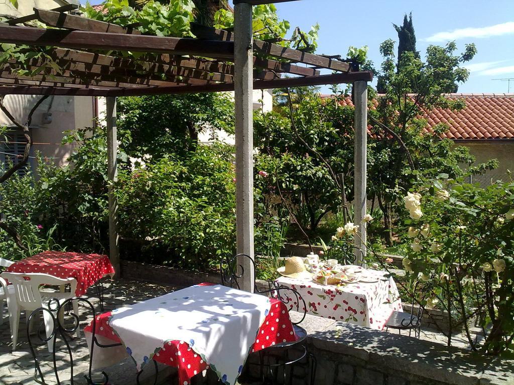 Guesthouse Kuca Na Sterne Ловран Экстерьер фото